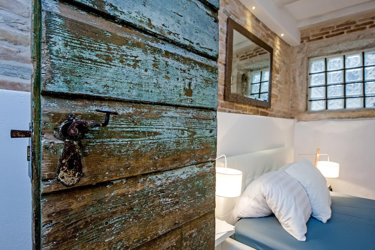 Luna Rooms And Studios Rovinj Kültér fotó