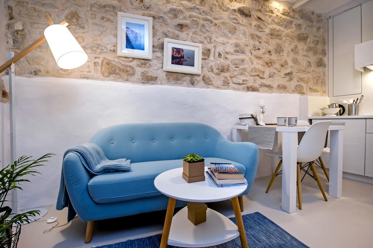 Luna Rooms And Studios Rovinj Kültér fotó
