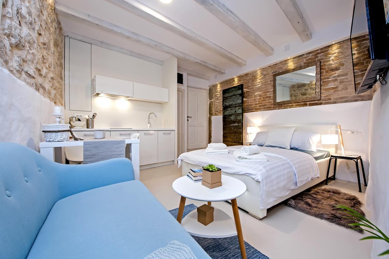 Luna Rooms And Studios Rovinj Kültér fotó