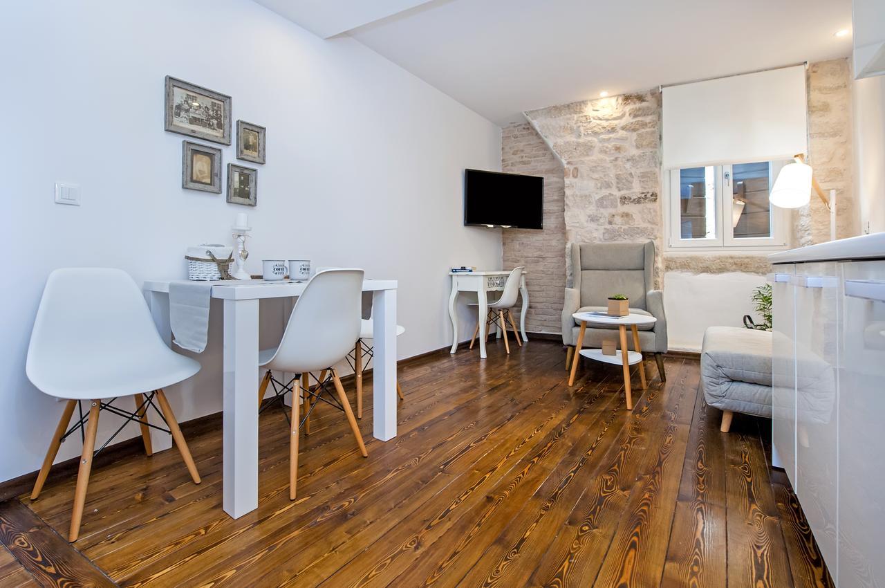Luna Rooms And Studios Rovinj Kültér fotó